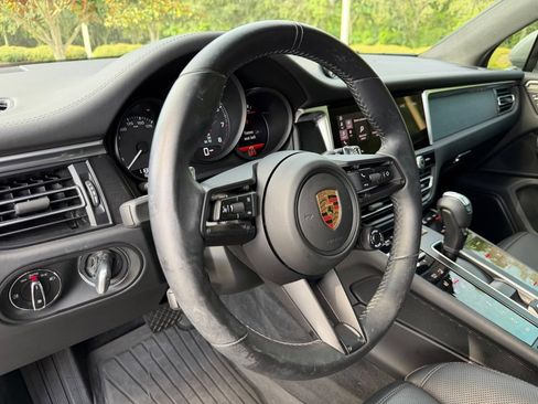 Certified 2023 Porsche Macan GTS AWD/4WD image 8