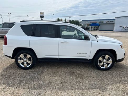 Used 2017 Jeep Compass Sport w/ Power Value Group image 4