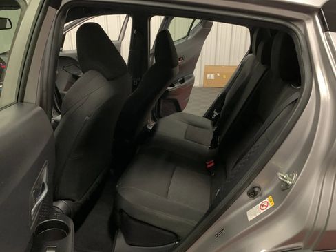 Used 2018 Toyota C-HR XLE image 39