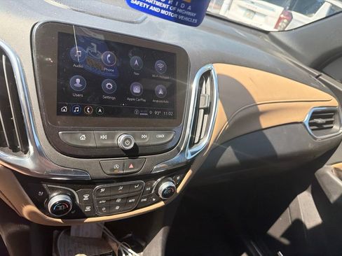 Used 2024 Chevrolet Equinox Premier FWD image 19