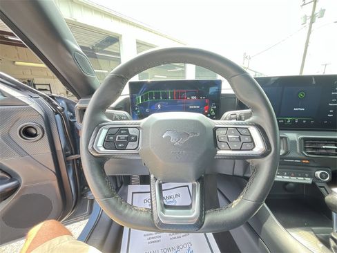 Used 2024 Ford Mustang Coupe image 14