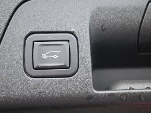 Used 2023 Buick Envision Essence w/ Sport Touring Package FWD image 14