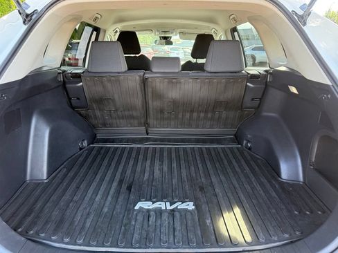 Certified 2023 Toyota RAV4 LE AWD/4WD image 8