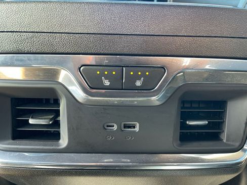 Used 2024 Chevrolet Silverado 1500 High Country w/ Technology Package image 14