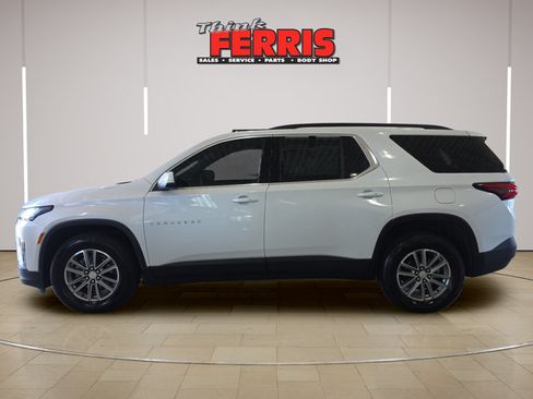 Used 2023 Chevrolet Traverse LT FWD image 8