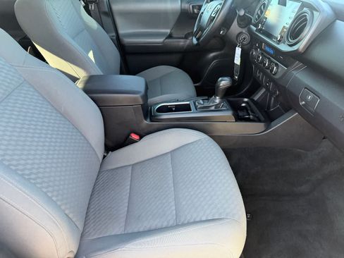 Used 2023 Toyota Tacoma SR AWD/4WD image 11