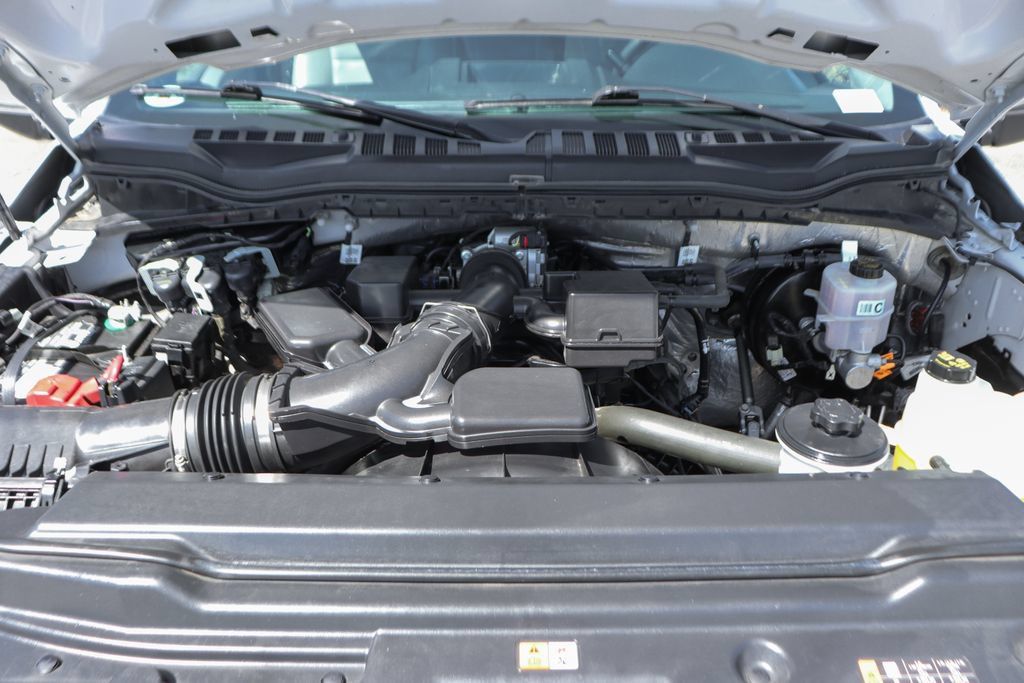 Used 2022 Ford F250 XL w/ Power Equipment Group RWD image 12