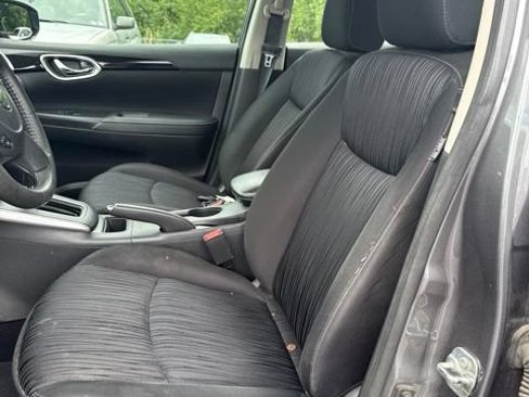 Used 2019 Nissan Sentra SV FWD image 9