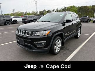 Used 2018 Jeep Compass Latitude w/ Popular Equipment Group AWD/4WD video 1