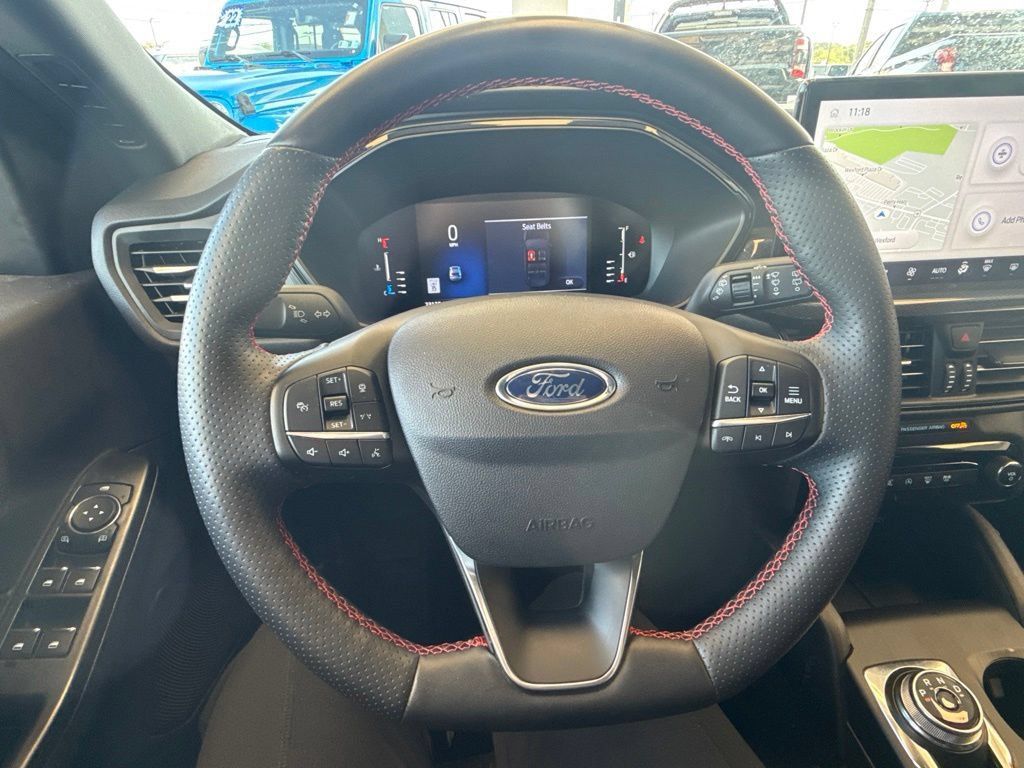 Certified 2024 Ford Escape ST-Line w/ Tech Pack #1 AWD/4WD image 16
