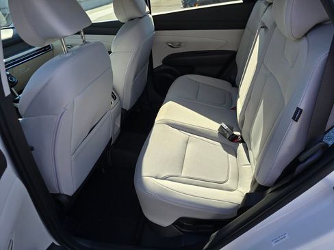 New 2026 Hyundai Tucson SEL image 18