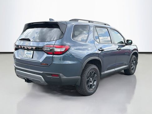 Used 2026 Honda Pilot TrailSport image 5