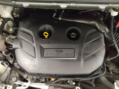 Used 2018 Ford Edge SEL w/ Equipment Group 201A AWD/4WD image 30