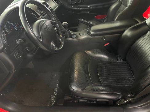 Used 2002 Chevrolet Corvette Convertible w/ Preferred Equipment Group2 image 27