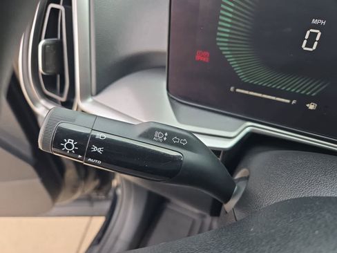 Certified 2024 Kia Sorento LX FWD image 24