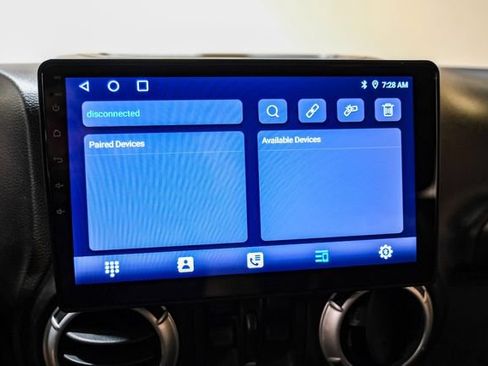 Used 2012 Jeep Wrangler Unlimited Rubicon AWD/4WD image 33