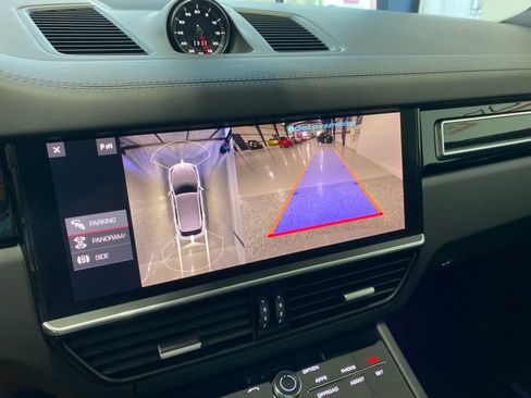 Used 2020 Porsche Cayenne S AWD/4WD image 55