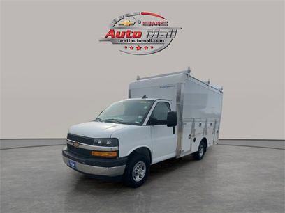 New 2025 Chevrolet Express 3500 w/ Power Convenience Package