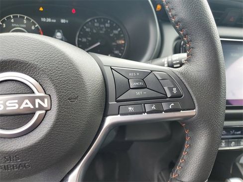 Certified 2024 Nissan Kicks SR image 17