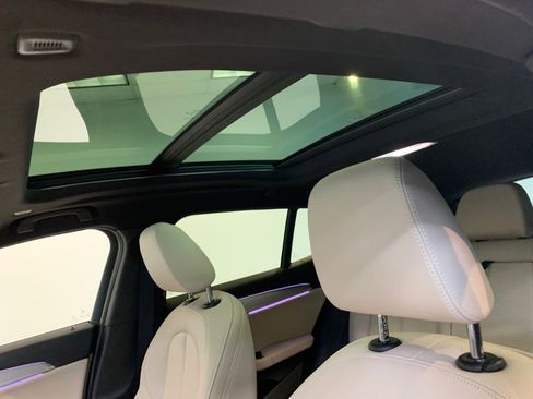 Used 2023 BMW X2 xDrive28i w/ M Sport Package image 17