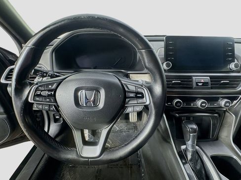 Used 2018 Honda Accord Sport image 13
