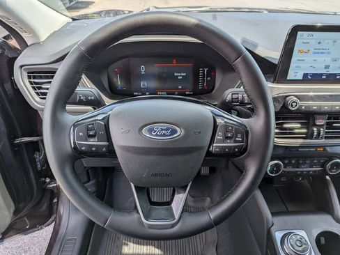 Certified 2023 Ford Escape Active AWD/4WD image 9