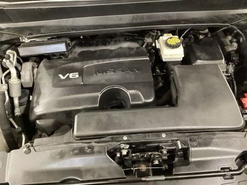 Used 2019 Nissan Pathfinder SL image 22