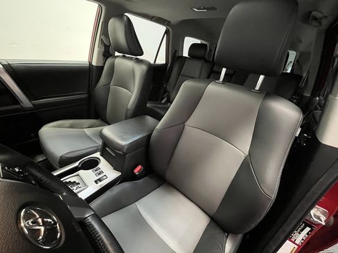 Used 2024 Toyota 4Runner SR5 Premium w/ Moonroof Package image 11