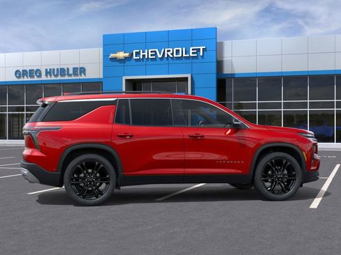 New 2026 Chevrolet Traverse LT w/ LPO, Floor Liner Package image 5
