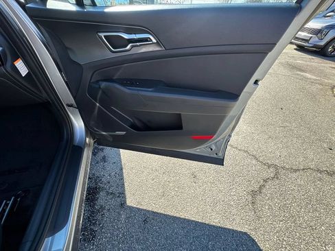 New 2026 Kia Sportage LX FWD image 14