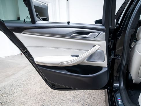 Used 2018 BMW M5 w/ Executive Package AWD/4WD image 23