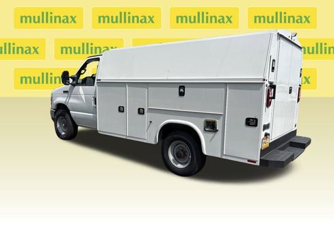 New 2025 Ford E-350 and Econoline 350 Super Duty w/ Power Equipment Group image 5