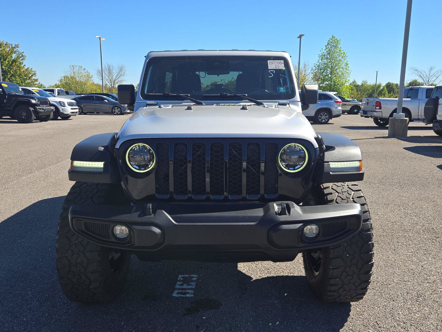 Used 2024 Jeep Wrangler Unlimited Sport AWD/4WD image 2