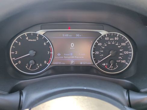 Used 2024 Nissan Altima 2.5 SV FWD image 20