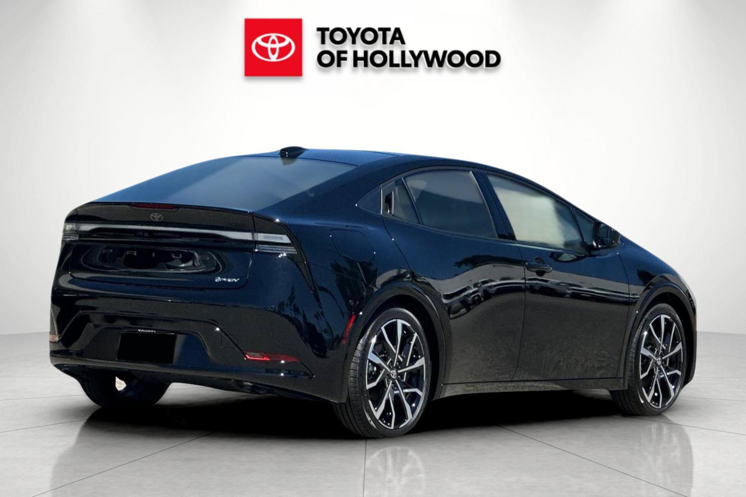 New 2027 Toyota Prius Plug-In Hybrid w/ Limited Premium Package FWD image 4