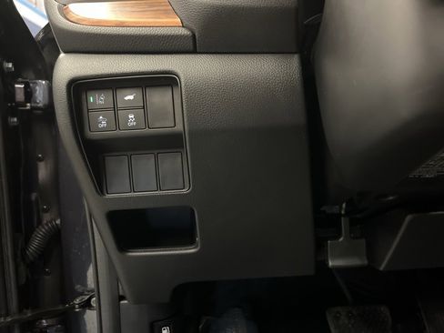 Used 2017 Honda CR-V EX-L image 13