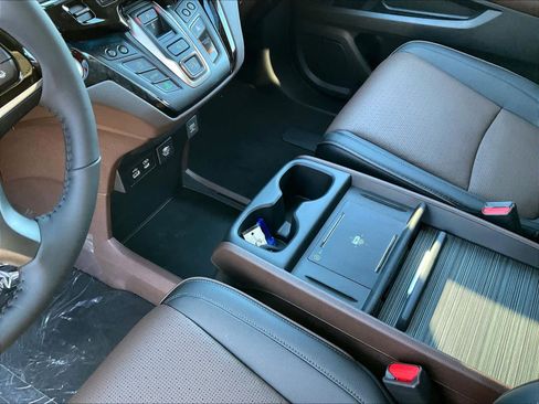 New 2026 Honda Odyssey Elite image 14