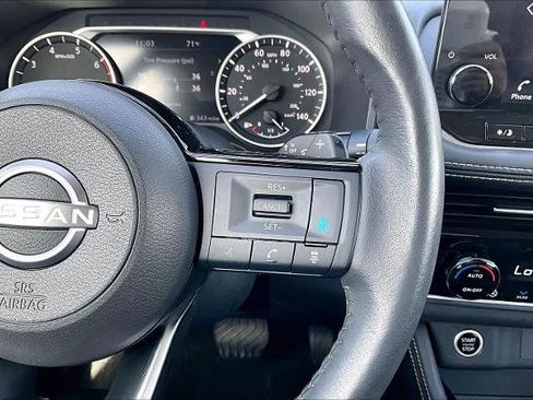 Certified 2023 Nissan Rogue SL w/ SL Premium Package image 24