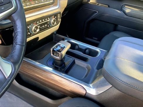 Used 2023 Chevrolet Silverado 1500 RST image 16