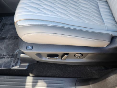 Used 2026 INFINITI QX60 Autograph w/ Dark Cargo Package image 15