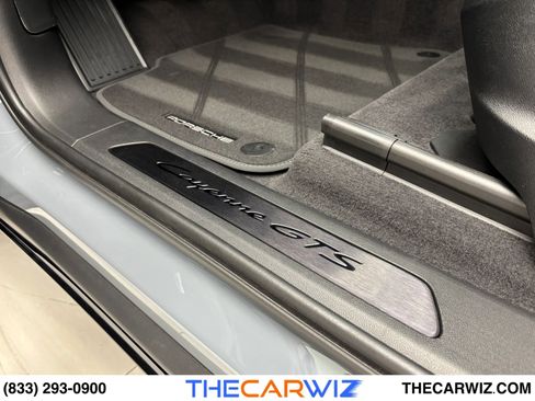 Used 2025 Porsche Cayenne GTS image 67