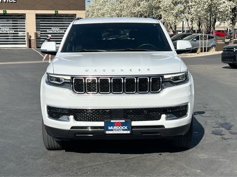 Used 2022 Jeep Wagoneer Series I image 3