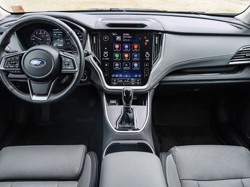 Used 2024 Subaru Outback Limited image 12