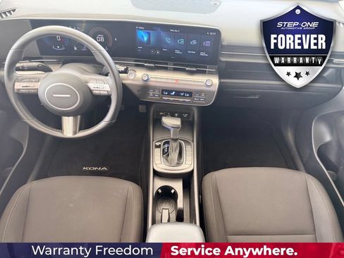 Used 2024 Hyundai Kona SEL FWD image 17