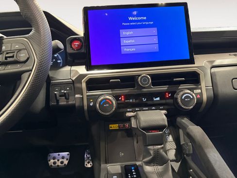 Used 2024 Toyota Tacoma TRD Sport image 12