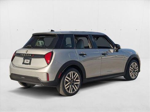 Used 2025 MINI Cooper S FWD image 2