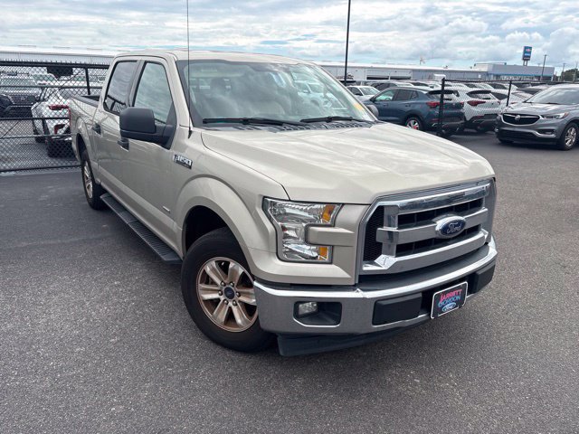 Used 2017 Ford F150 XLT RWD image 3