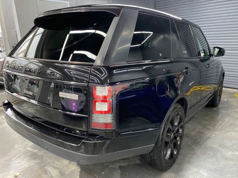 Used 2015 Land Rover Range Rover Supercharged AWD/4WD image 22