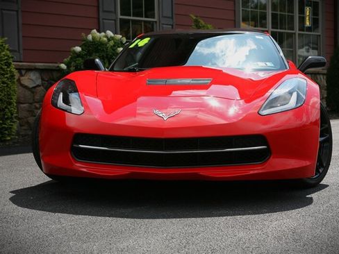 Used 2014 Chevrolet Corvette Stingray Coupe w/ 3LT Preferred Equipment Group RWD image 2