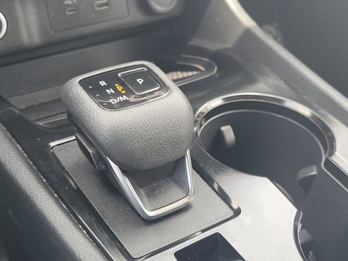 Certified 2022 Nissan Rogue SV FWD image 24